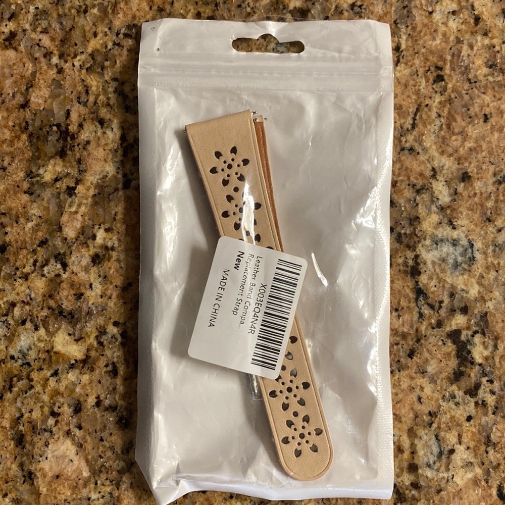 Fitbit Versa 2 leather band